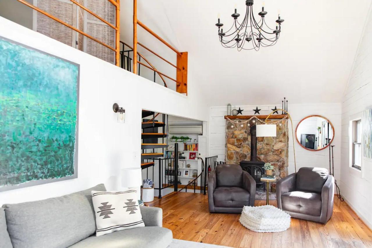 Вилла Hot Tub Charming & Chic Mountain Gem On Sleepy Creek Беркли-Спрингс Экстерьер фото